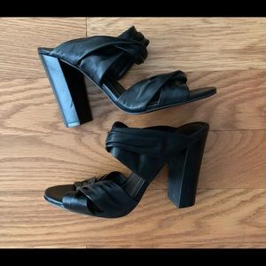 Kendall + Kylie KKDEMY Slide Sandals